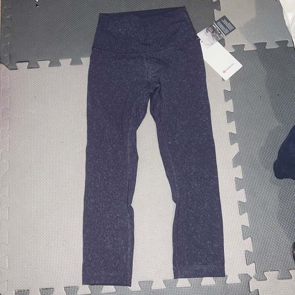 Lululemon 21” leggings - Picture 1 of 4